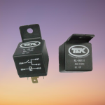 RL-2B151,(RL-9B151) รีเรย์ไฟหน้า BOSCH 12V. 5ขา